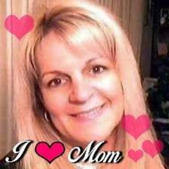 Meet your Posher, Lynette - Picture 1 of 1